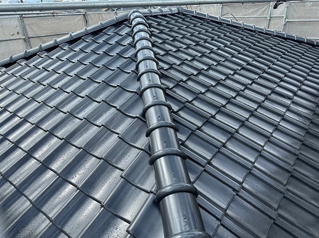 熊本市東区にて経年劣化によってコケと色褪せしていた1軒家屋根の  