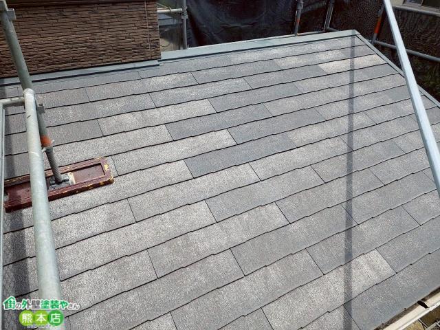 熊本市南区スレート屋根塗装前色褪せている写真