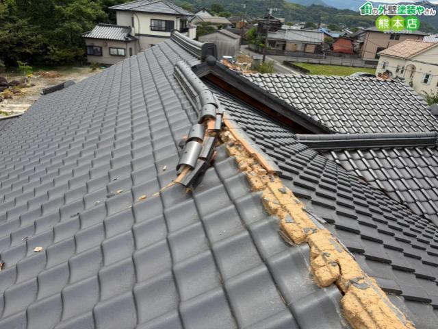 【八代市】地震で瓦が脱落したお宅を現場調査。ブルーシート養生で二次被害を防ぐ第一歩