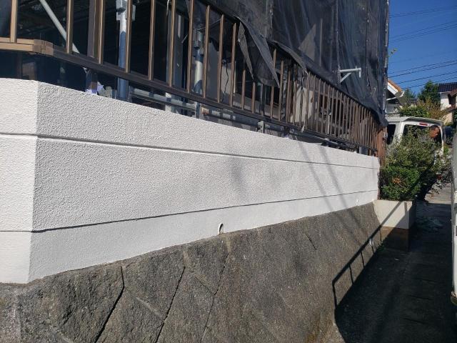 熊本市北区中古物件塀塗装後別角度写真
