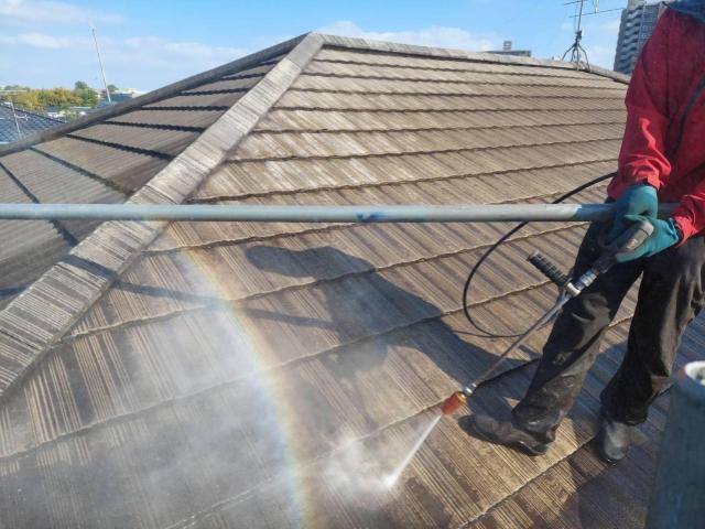 熊本市西区にて行った屋根高圧洗浄でできた虹