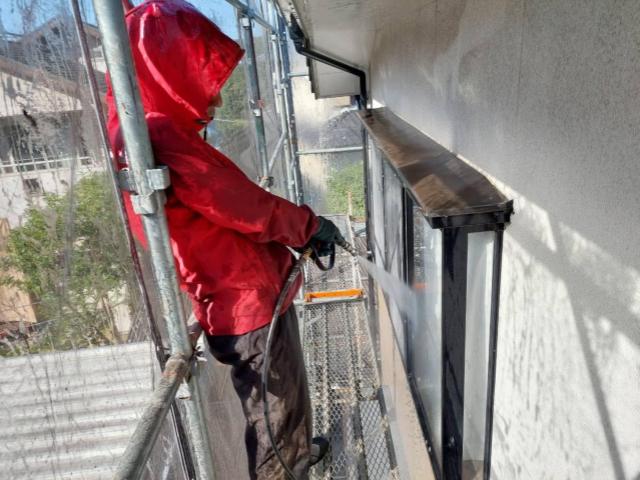 熊本市西区にて窓高圧洗浄