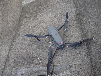 世田谷区新町で屋根塗装を検討しているスレート葺き屋根をドローンで調査しました