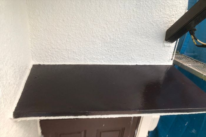 墨田区京島で塗装工事を施工、木鉄部塗装は下地処理が重要です