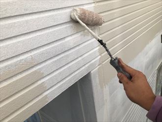 江戸川区南篠崎町で外壁塗装工事、2色分けのツートンカラーで施工