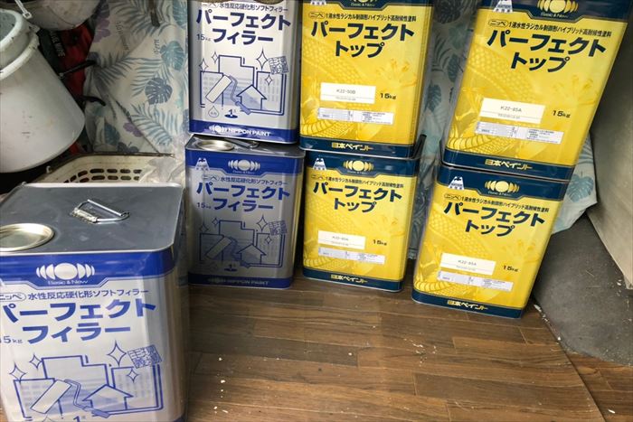 江戸川区新堀で外壁塗装工事、日本ペイントのラジカル制御形塗料、パーフェクトトップを使用