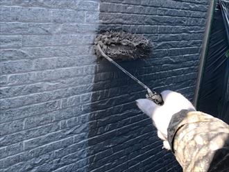 江東区大島で築１８年のお住まいの外壁塗装工事、日本ペイントのパーフェクトトップで施工します