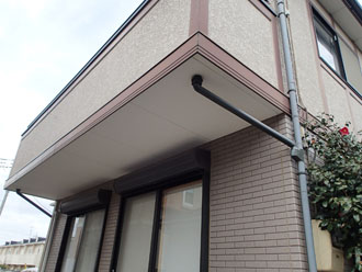 文京区でモルタルと窯業系サイディング2種類の外壁を持つ戸建てを外壁塗装前点検