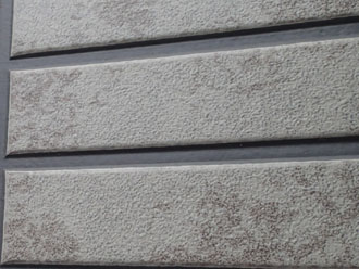 板橋区の事例を紹介、窯業系サイディングの色は色褪せでどれくらい変わるのか