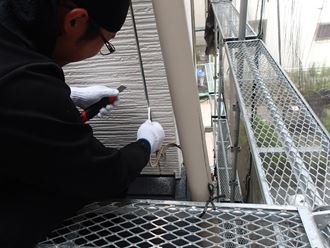 葛飾区で超高耐久シーリング材オートンイクシードでサイディング目地の打ち替え工事開始