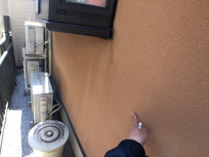 中野区沼袋にて、外壁塗装をご検討中のお客様のお宅の点検を行いました