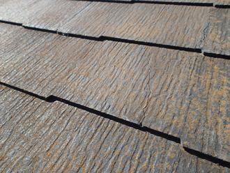 スレート屋根の劣化具合を点検｜葛飾区