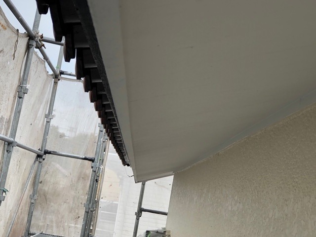 狭山市北入曽で付帯塗装と雨樋交換工事を施工