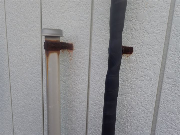 千葉市緑区中西町で金属サイディング外壁を調査、塗膜の剥がれや錆汁は外壁塗装が必要です