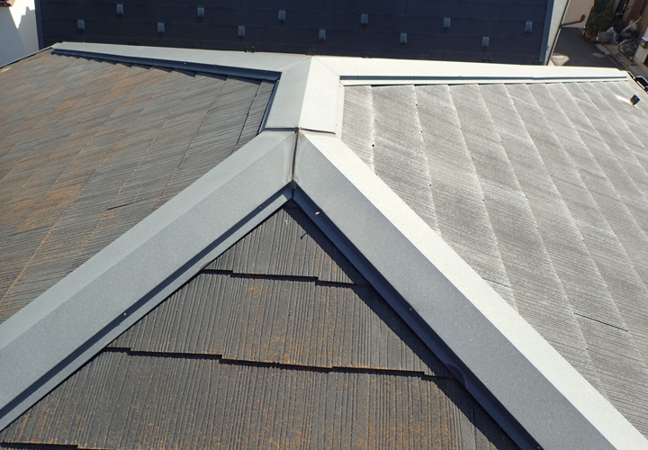 匝瑳市若潮町にてスレートの飛散に伴い、屋根塗装を検討されたお住邸の調査を実施