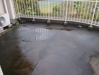 富津市青木でコンクリート防水の目地の劣化が原因による雨漏りを新規防水工事で改善