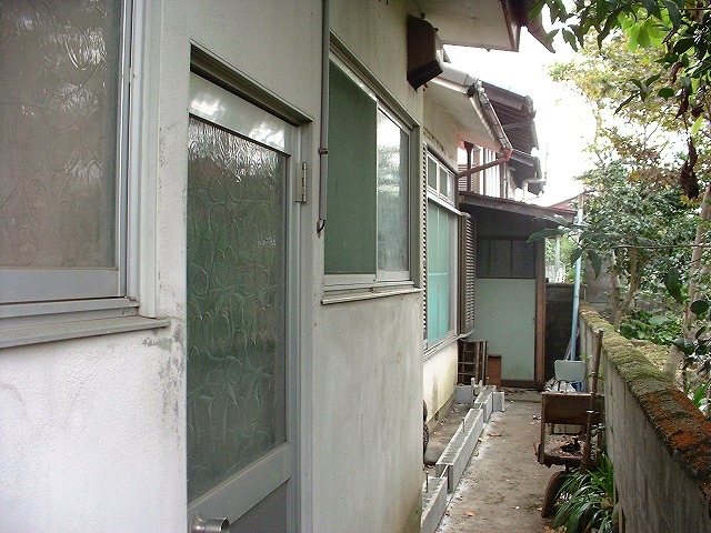 福島市のお客様から外壁の塗装工事の依頼があり、調査をしてきました