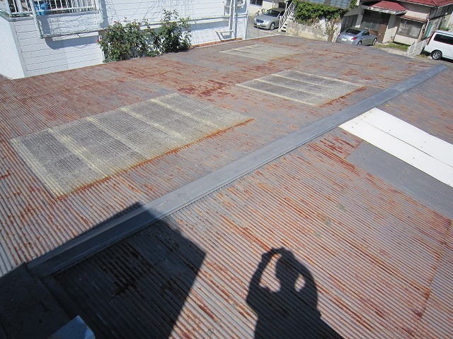 福島市で会社の倉庫の波トタン屋根が錆びているので現調に行きました
