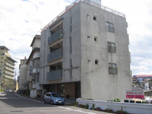 福島市のマンションで外装の劣化が目立ち、外壁塗装の見積り依頼